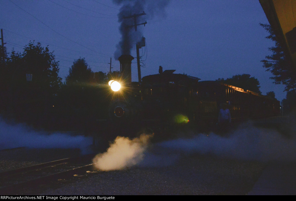 Edison Steam Locomotive 